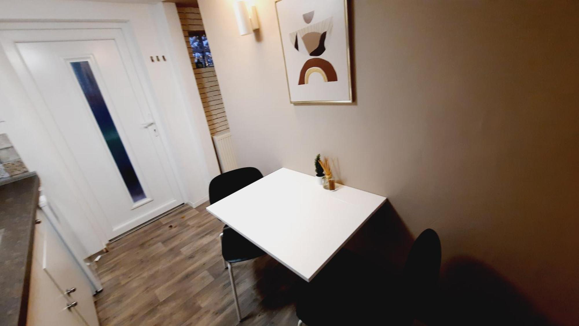 Hi-bp Garden Batsanyi Tiny House Near The Train With Free Parking * Budapesta