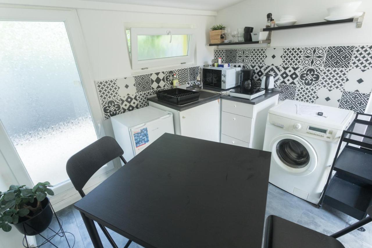 Hi-bp Garden Batsanyi Tiny House Near The Train With Free Parking Appartement